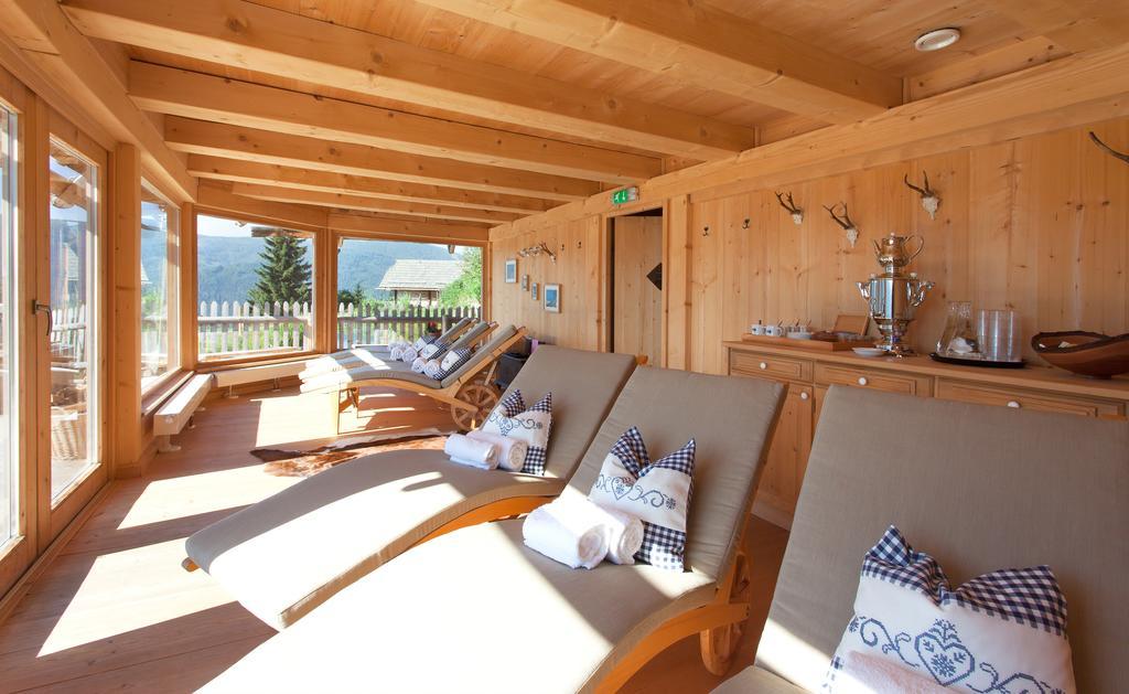 Almdorf Seinerzeit Hotel Wiedweg Bagian luar foto