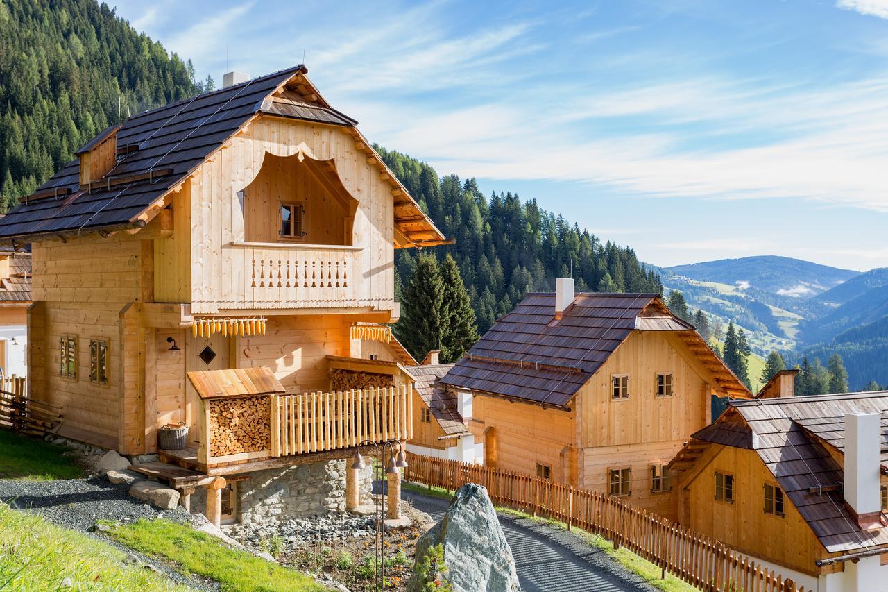 Almdorf Seinerzeit Hotel Wiedweg Bagian luar foto