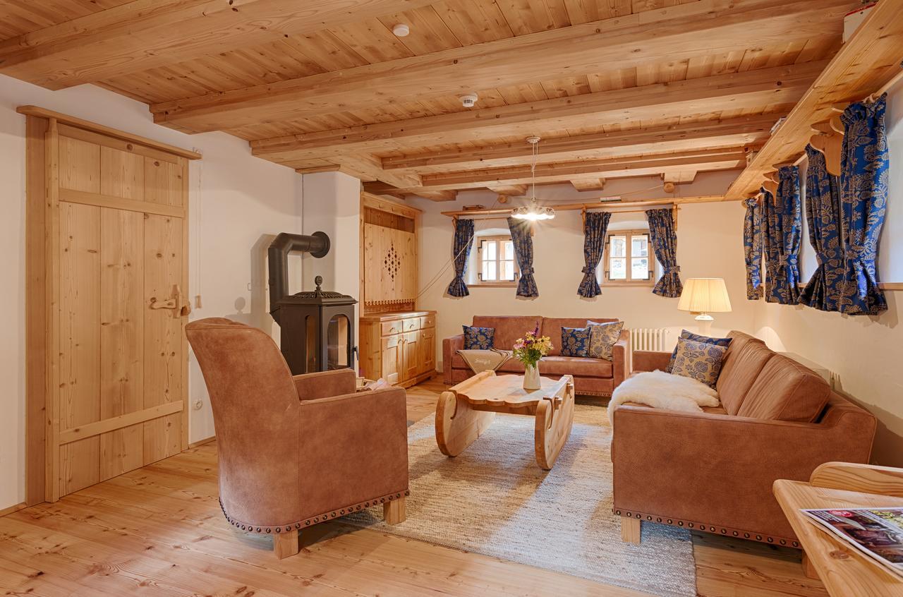 Almdorf Seinerzeit Hotel Wiedweg Bagian luar foto