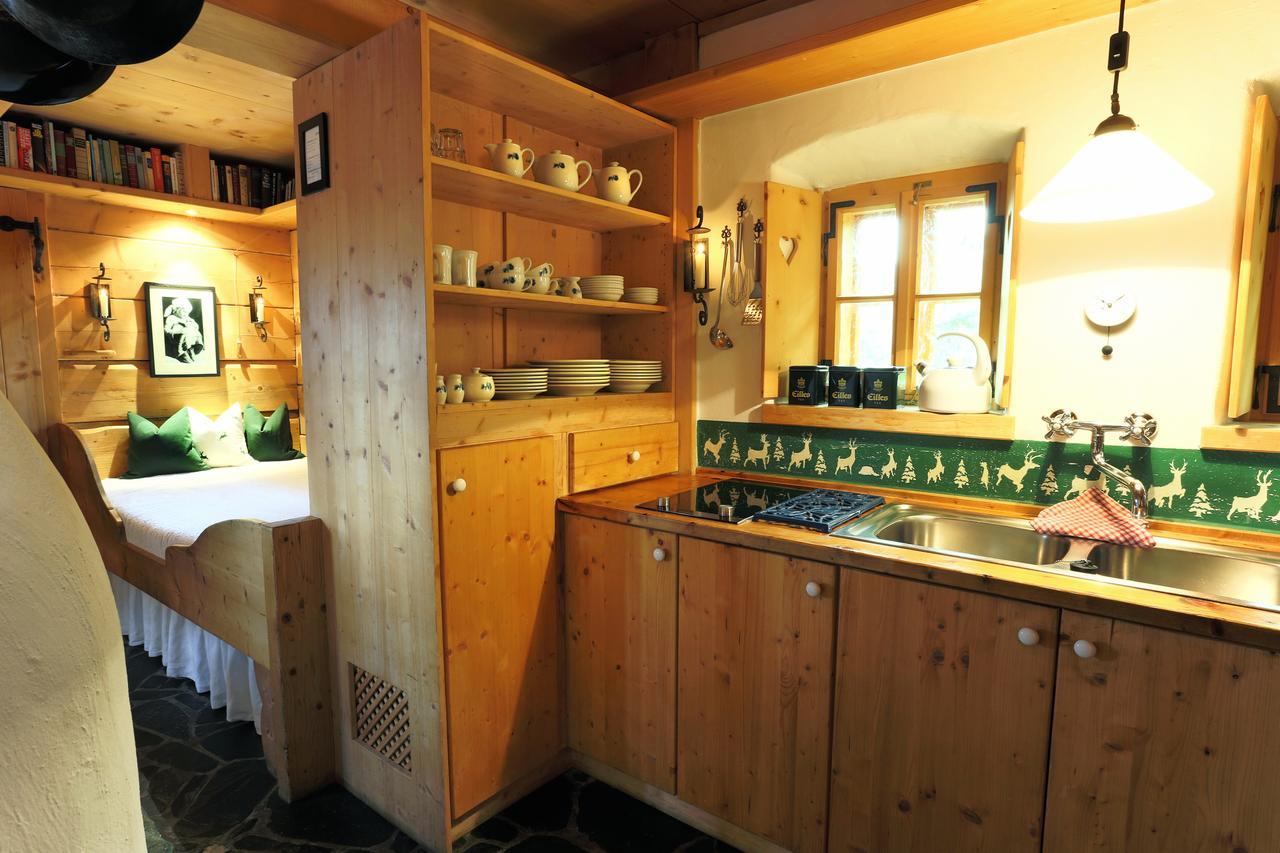 Almdorf Seinerzeit Hotel Wiedweg Bagian luar foto