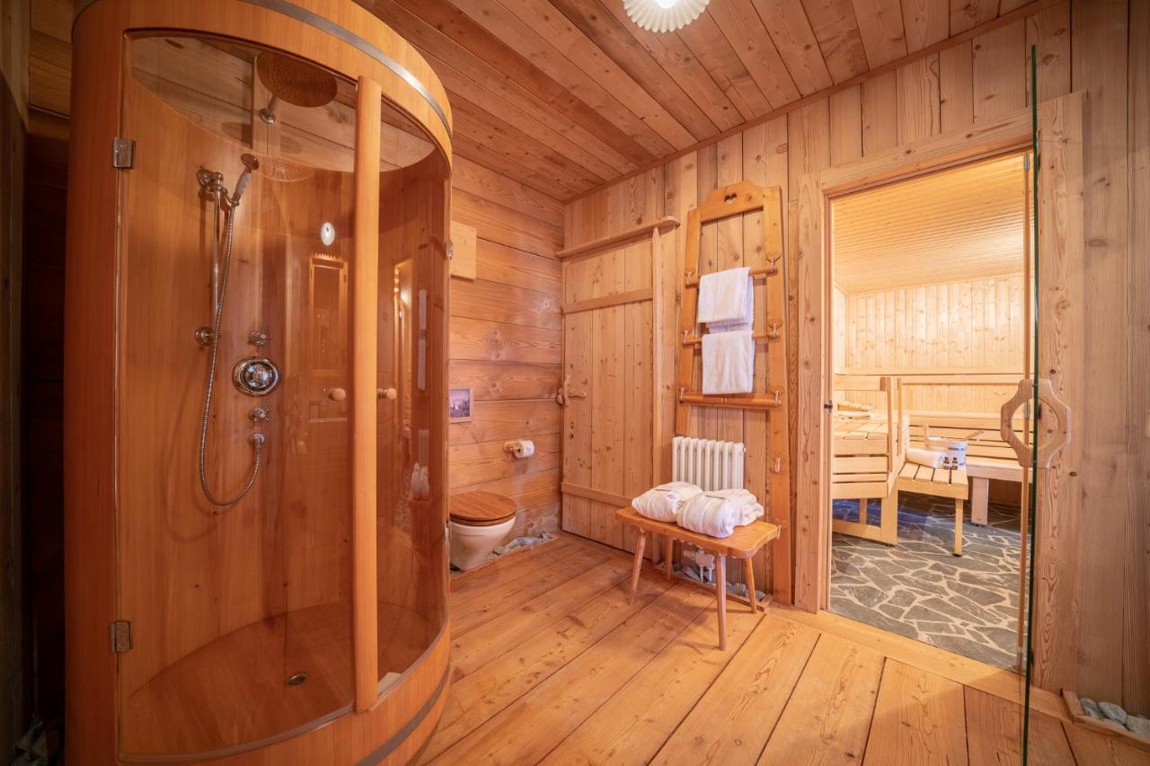 Almdorf Seinerzeit Hotel Wiedweg Bagian luar foto