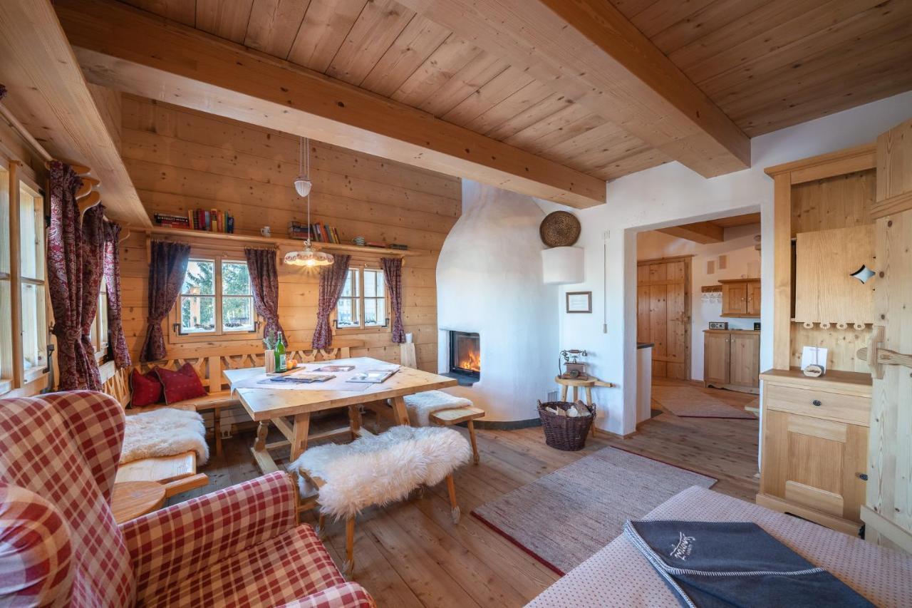 Almdorf Seinerzeit Hotel Wiedweg Bagian luar foto